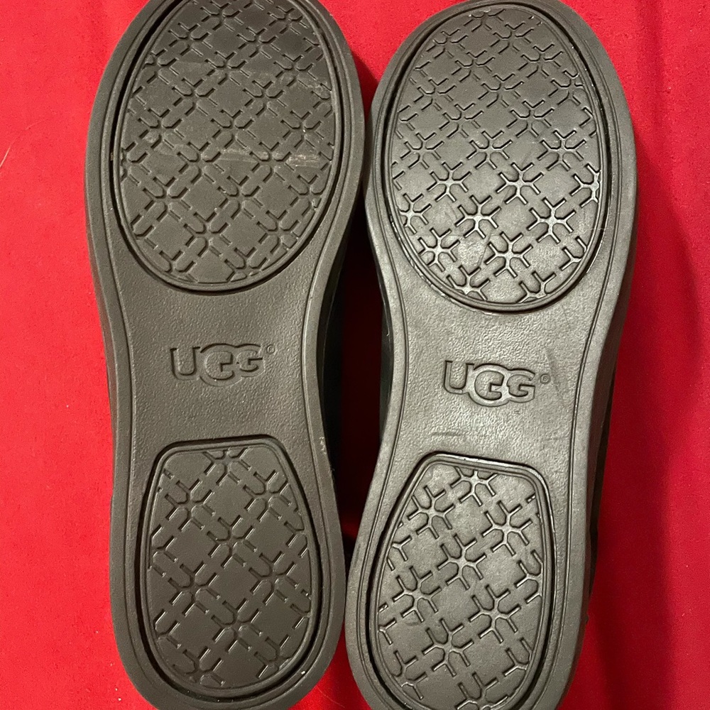 Ugg Sneakers - image 4